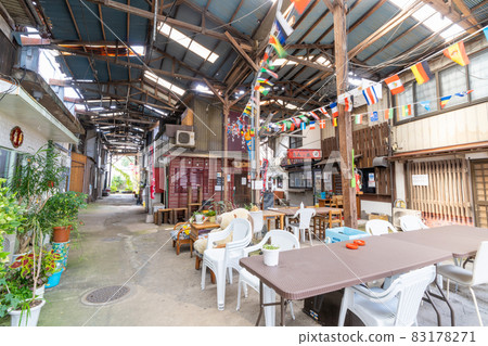 Hiyoshi Village, Kurume City, Fukuoka Prefecture 83178271