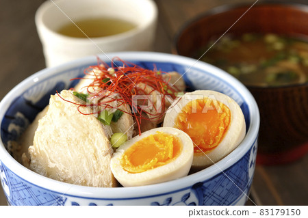 Chicken char siu bowl with boiled egg, all-purpose green onion and thread-cut chili pepper, miso soup and tea Chicken char siu bowl with boiled egg, all-purpose green onion and thread-cut chili pepper, miso soup and tea 83179150