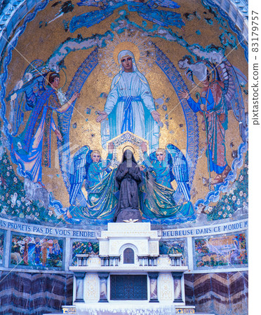 法國洛澤爾寺聖母瑪利亞馬賽克畫 83179757