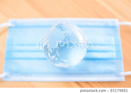 Crystal globe and surgical mask Japanese new coronavirus infection prevention measures Overcoming measures Prevention Crystal globe and surgical mask Japanese new coronavirus infection prevention measures Overcoming measures Prevention 83179881