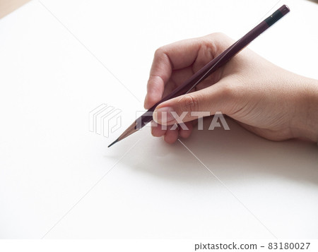 Hands to draw 83180027