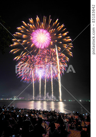 Multicolor fireworks night scene in Pattaya International Fireworks Festival, Chonburi, Thailand 83183642