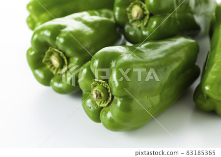 green pepper green pepper 83185365