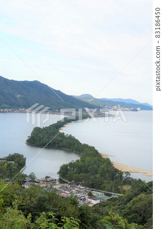位於京都府宮津灣的日本三大名勝之一的天橋立 83186450