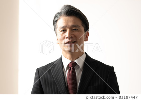 採訪一位商人 83187447