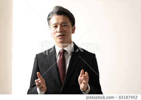 採訪一位商人 採訪一位商人 83187452