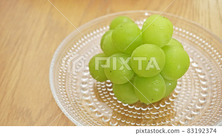 Delicious Shine Muscat 83192374