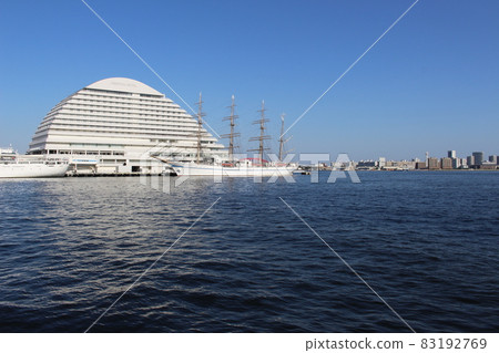 View of Kobe Port from Harborland [Hyogo Prefecture] 83192769