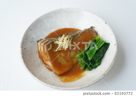 用鯖魚燜鯖魚 用鯖魚燜鯖魚 83193772