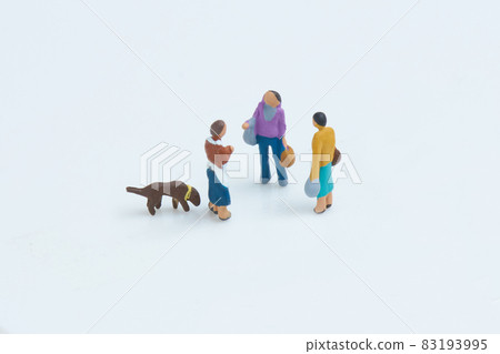 Figure greeting with neighbors 83193995