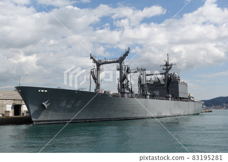 Maritime Self-Defense Force Towada type supply ship "Hamana" 22 83195281