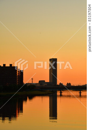 信濃川晨景(新潟縣) 信濃川晨景(新潟縣) 83197804