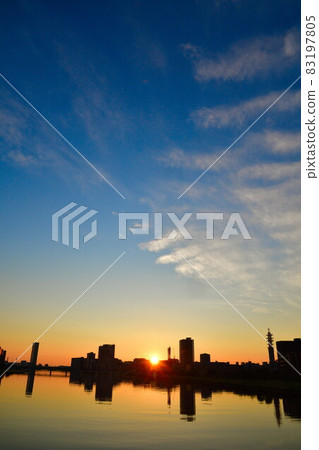 信濃川晨景(新潟縣) 信濃川晨景(新潟縣) 83197805