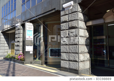 2021, scenery of Yotsuya, Shinjuku Gyoen, Tokyo 83198669