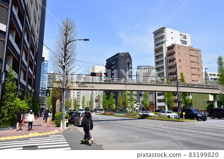 Scenery of Azabu-dori, Tokyo in 2020 83199820