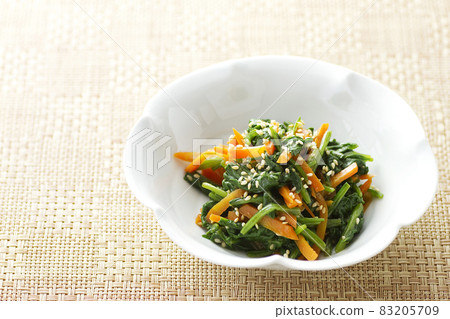 菠菜和胡蘿蔔 namul 5 83205709