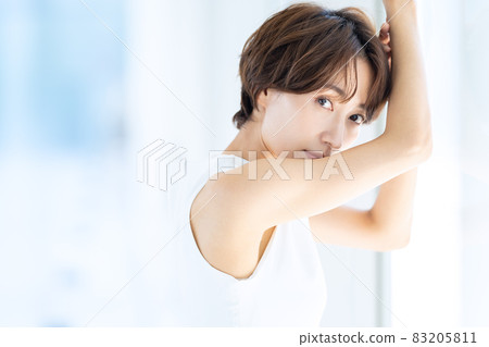 女性美容美中護膚 83205811