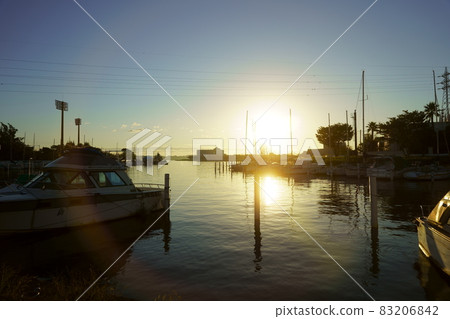 Pier and ship Pier and ship 83206842