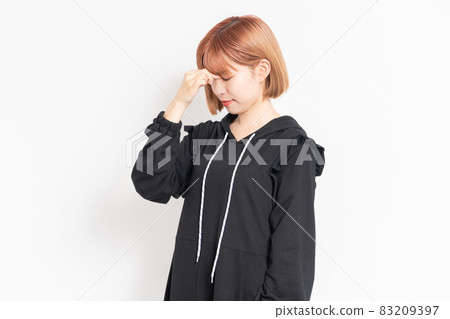 遭受疲憊的少婦 遭受疲憊的少婦 83209397
