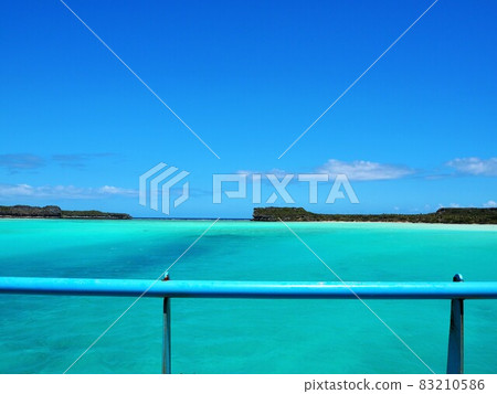 新喀裡多尼亞 Ouvea 島的美麗水域 新喀裡多尼亞 Ouvea 島的美麗水域 83210586