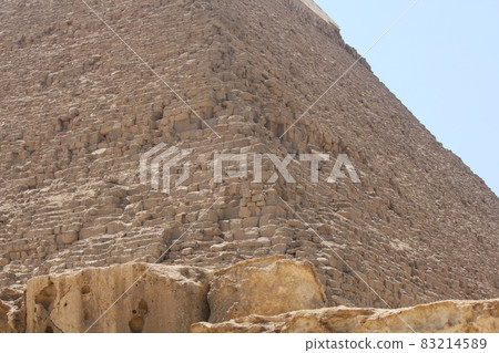 Pyramid of King Kahfura 83214589