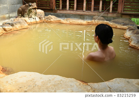 Open-air bath 83215259