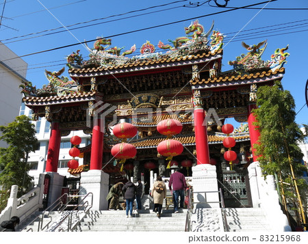 February Yokohama Seki Emperor Mausoleum decorated with red lanterns of Chinese New Year lanterns February Yokohama Seki Emperor Mausoleum decorated with red lanterns of Chinese New Year lanterns 83215968