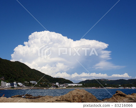 海天山雲 83216066