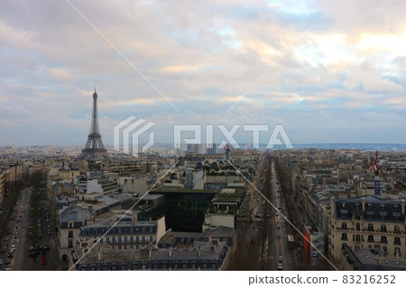 The streets of Paris The streets of Paris 83216252