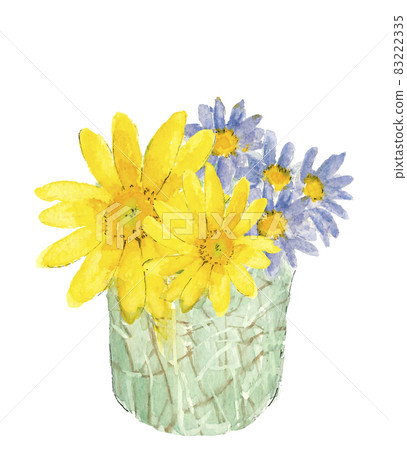 Yellow cosmos and daisy that lived in a glass cup [Watercolor] White background Flower material Copy space available 83222335
