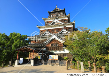 [Hiroshima Prefecture] Hiroshima Castle Tower in fine weather 83224842