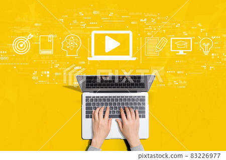 Webinar concept with person using laptop 83226977