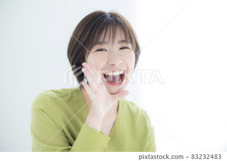 支持的女性 83232483