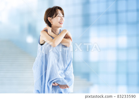 女性美容美妝中間護膚 83233590