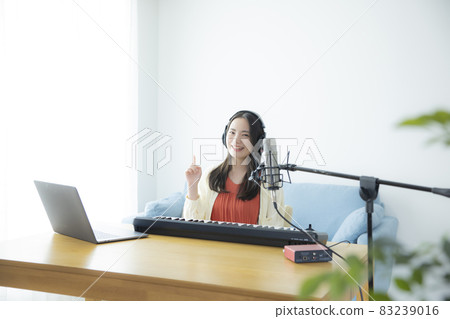 Music production living room 83239016