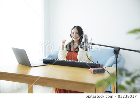 音樂製作客廳 83239017