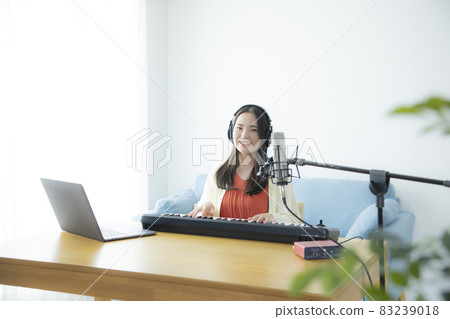 Music production living room 83239018