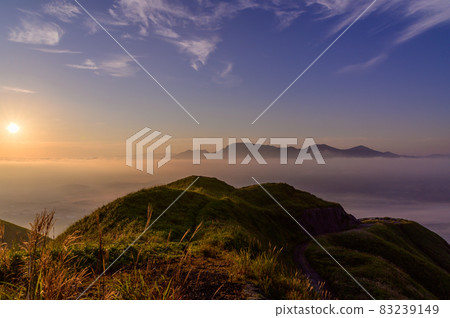 自然美景 美麗的黎明和日出（雲海）風景 日本 2021 自然美景 83239149