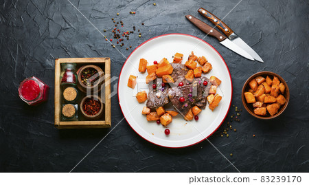 Roasted beef with pumpkin 83239170