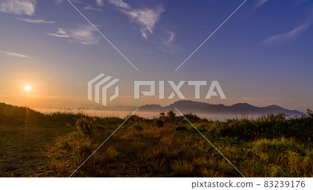 自然美景 美麗的黎明和日出(雲海)風景 日本 2021 自然美景 自然美景 美麗的黎明和日出(雲海)風景 日本 2021 自然美景 83239176