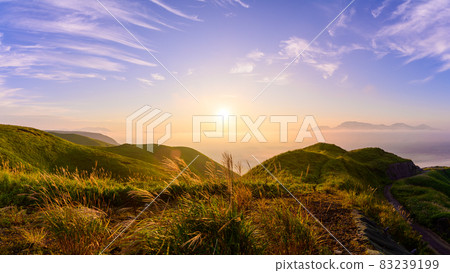 自然美景 美麗的黎明和日出（雲海）風景 日本 2021 自然美景 83239199