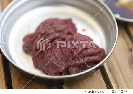 新鮮的馬蜇 新鮮的馬蜇 83240774
