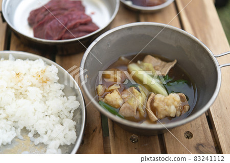 Camp meal-horse sashimi, new rice, motsunabe- 83241112