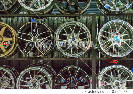 Magnesium alloy wheel 83241724