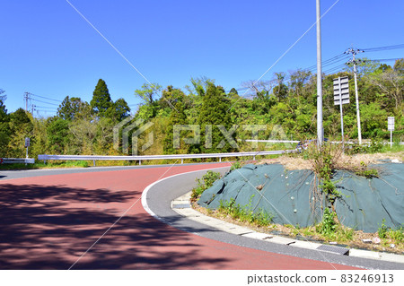 大瀧町和市原市大瀧街道的風景 83246913