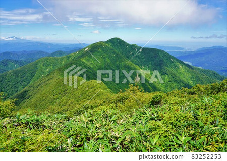 從神室山到神室前山的山脊 83252253