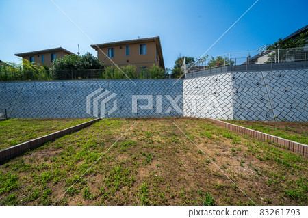 Land real estate image Land real estate image 83261793