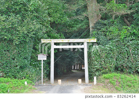 【鹿見畑堂神社】三重縣松阪市井口內町 【鹿見畑堂神社】三重縣松阪市井口內町 83262414