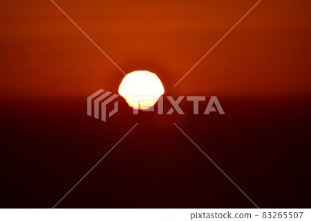 觀八州展望台奧武藏山的天空樹和日出 觀八州展望台奧武藏山的天空樹和日出 83265507