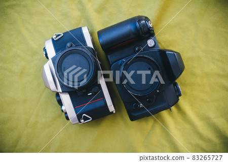 Film SLR camera 83265727